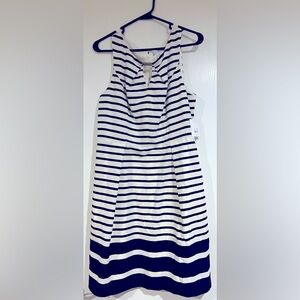 Size 10 never been worn Liz Claiborn dress with tags still on